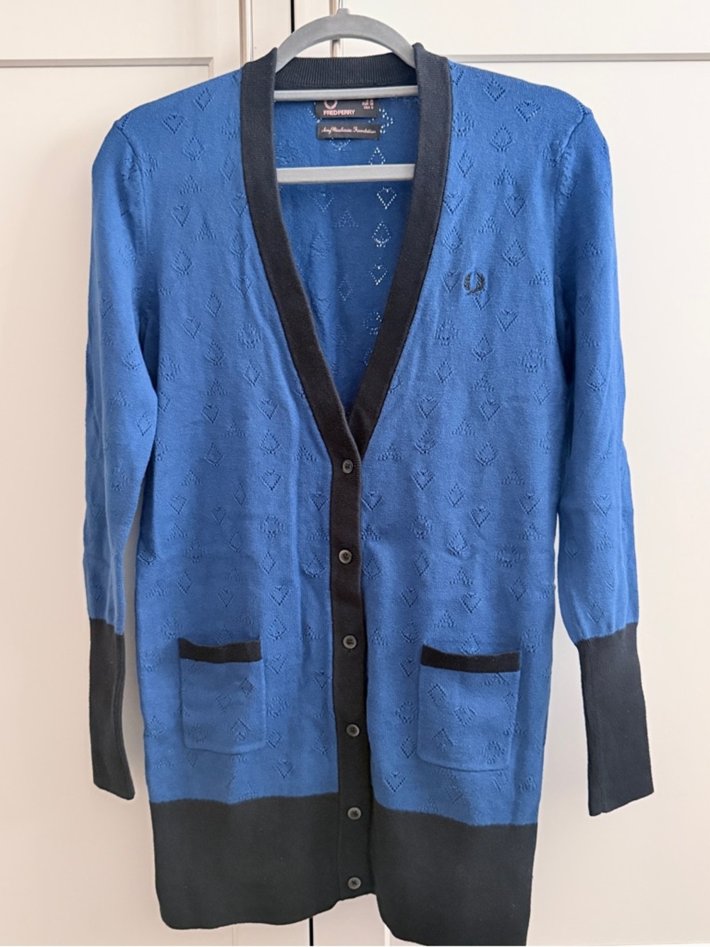 Fred Perry Amy Winehouse Cardigan Womens US 6 Blue Black Knit Sweater Logo Small